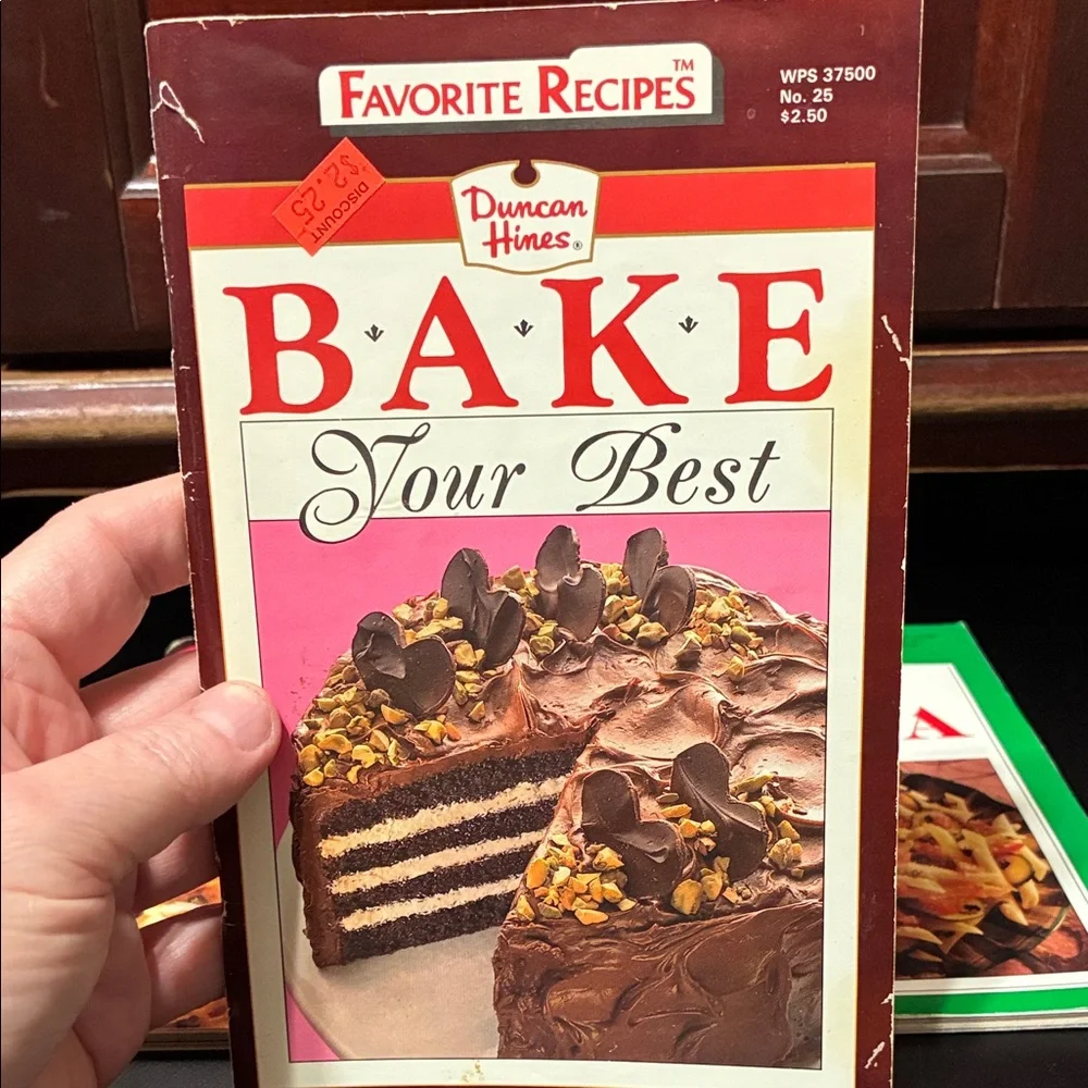 Vintage four piece set of Favorite Recipes cookbooks